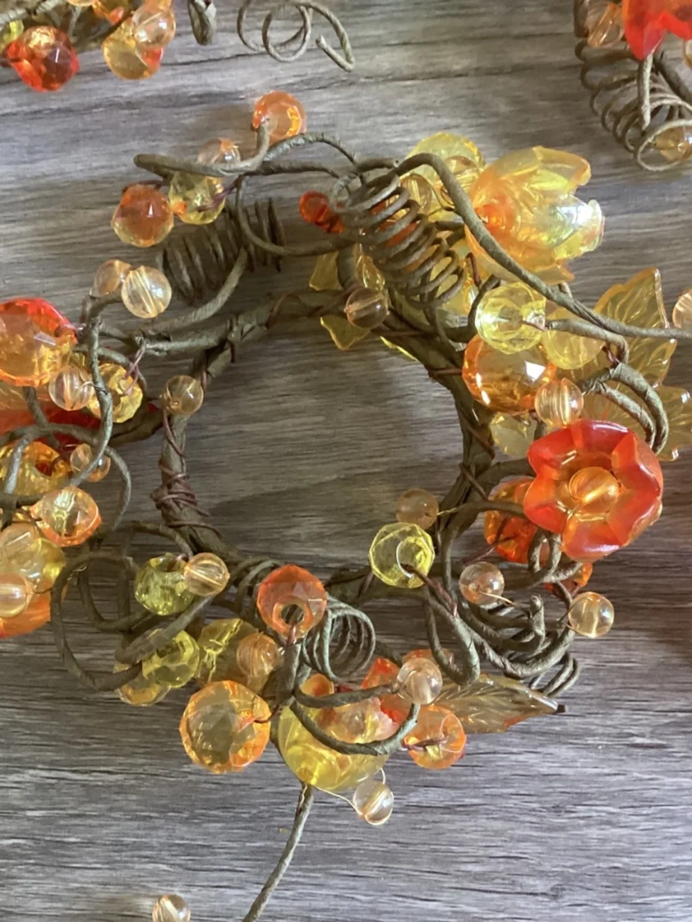 5 Beaded Amber Lucite Fall Leafs Flowers Grapevine Cluster Napkin Candle Rings